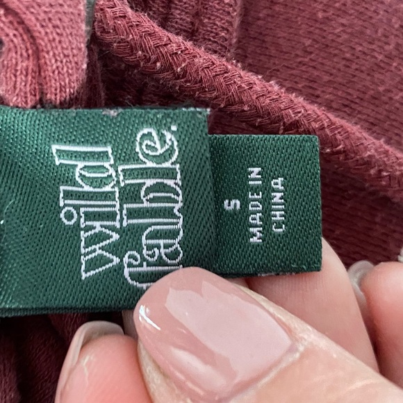 Wild Fable Cropped Hoodie New York Graphic Print - Picture 6 of 7